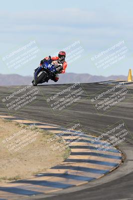 media/Nov-16-2025-Race Pace (Sun) [[8c5fa54630]]/Verified Riders/1-Turns 9 and 10 (925am)/